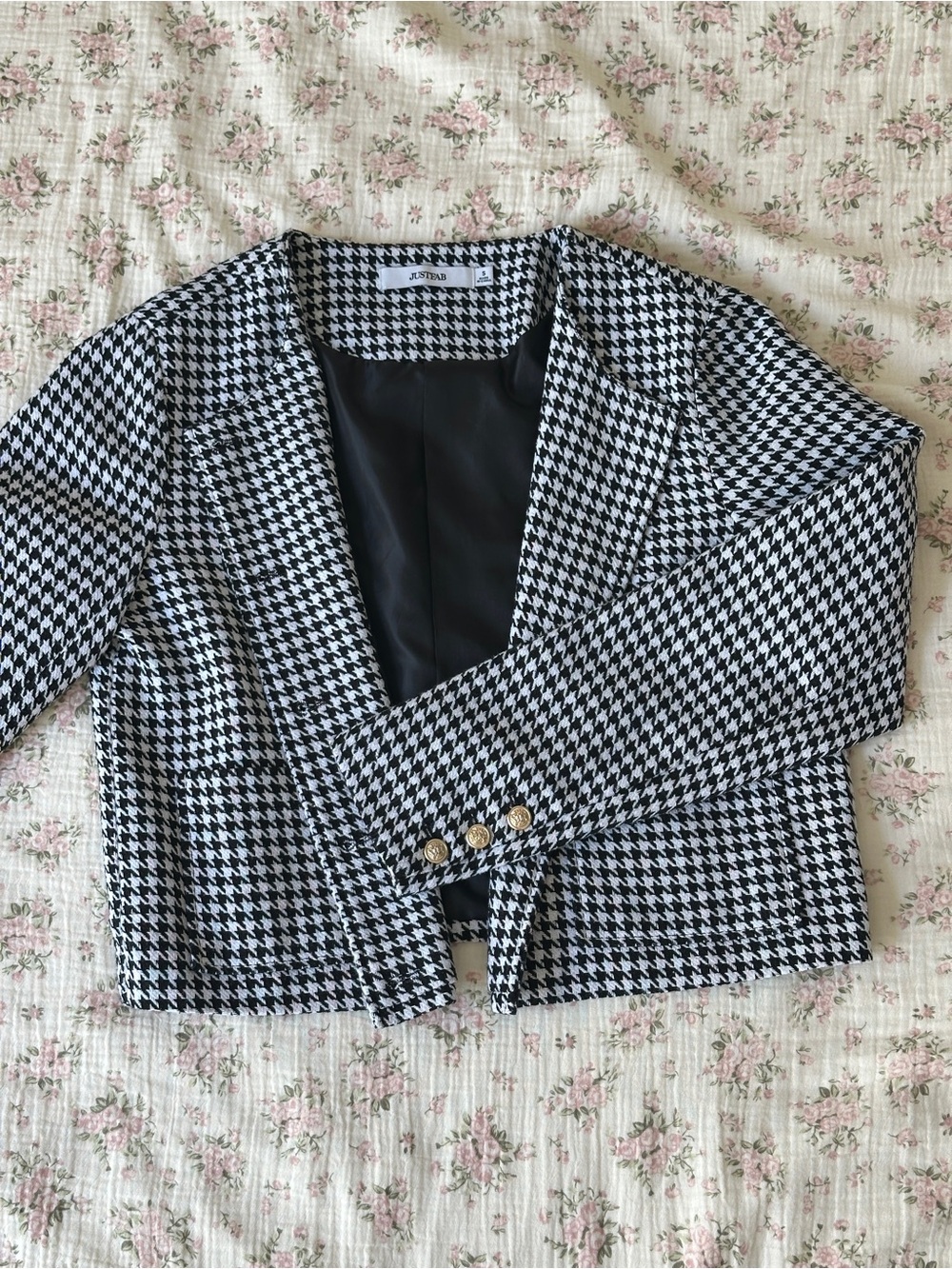 JustFab Black & White Houndstooth Cropped Blazer